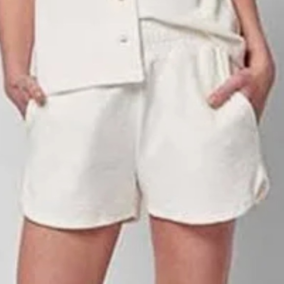 Good used condition FAHERTY brand cabana shorts. Sz small - Picture 5 of 13